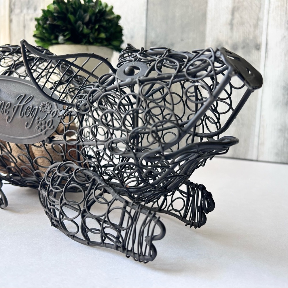 🌴Wine Hog Pig Cork Holder With Corks -13"L w/Sculpted Metal & Intricate Design
